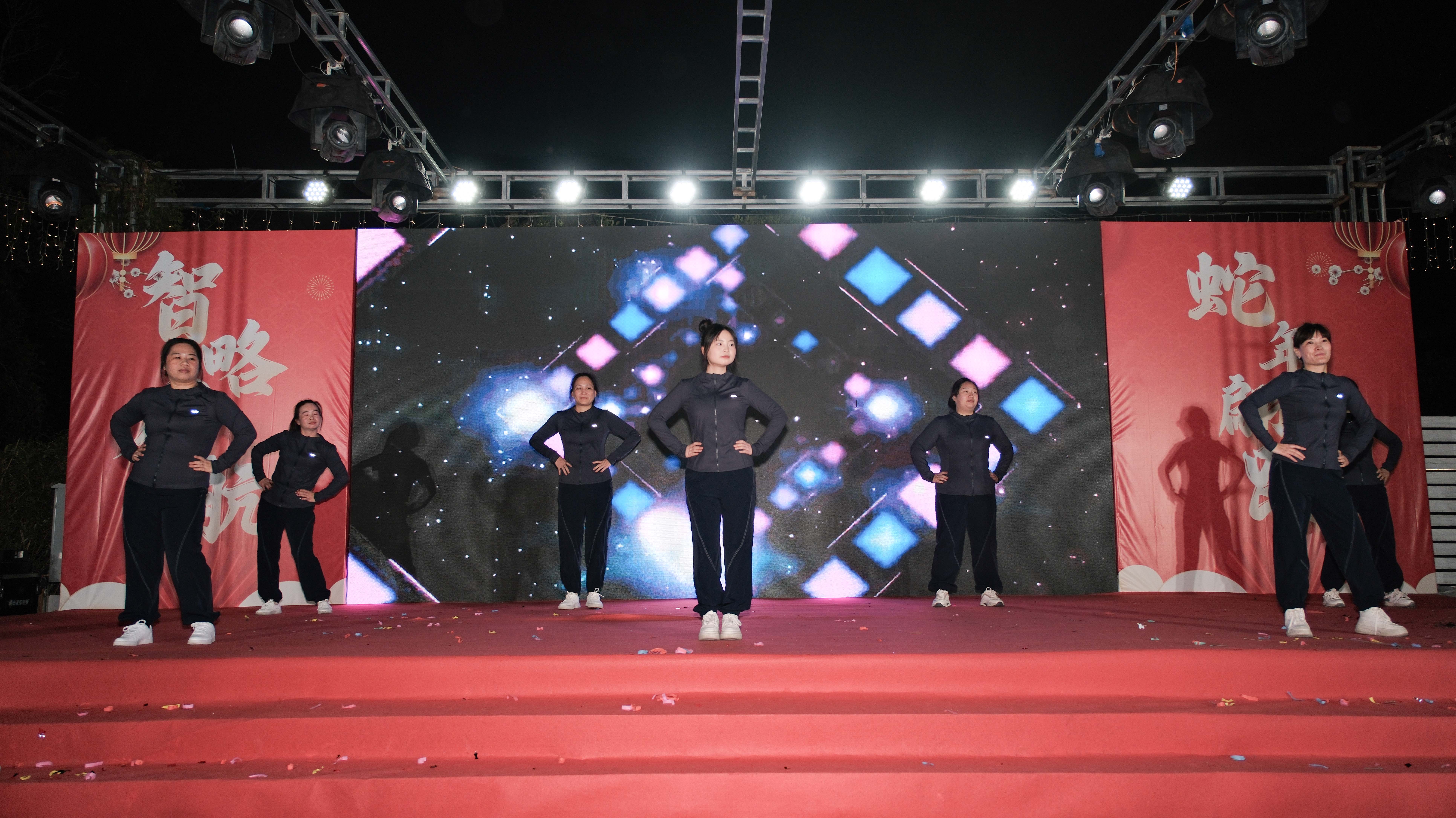 久信達(dá)科技2024年年會(huì)圓滿落幕：感恩同行，共創(chuàng)環(huán)保新未來(lái)，乘風(fēng)破浪，夢(mèng)想起航(圖10)